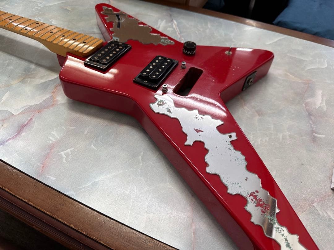 高崎晃　ランダムスター　赤ボディメイプル指板