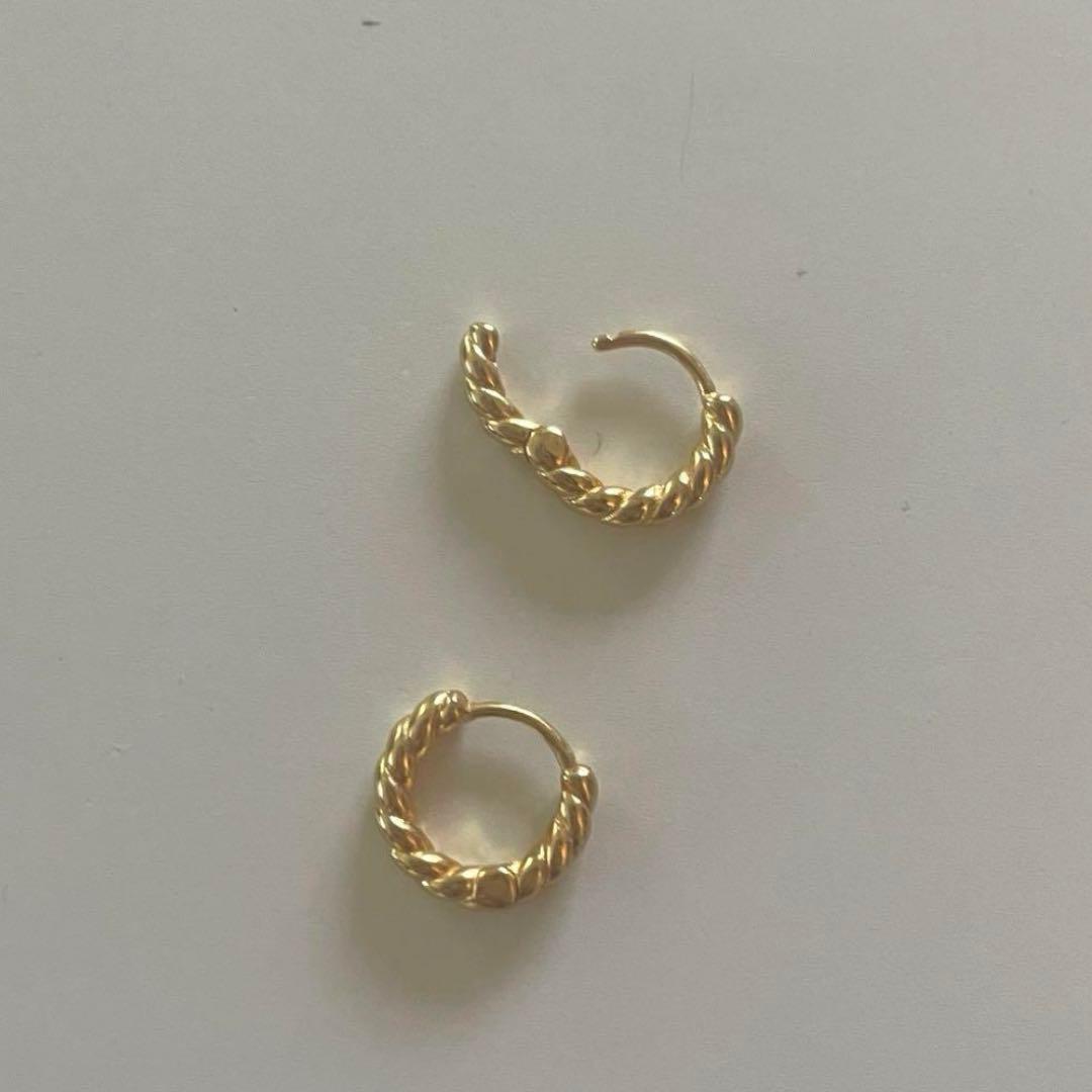 DAUGHTERS JEWELRY ミニツイストフープ