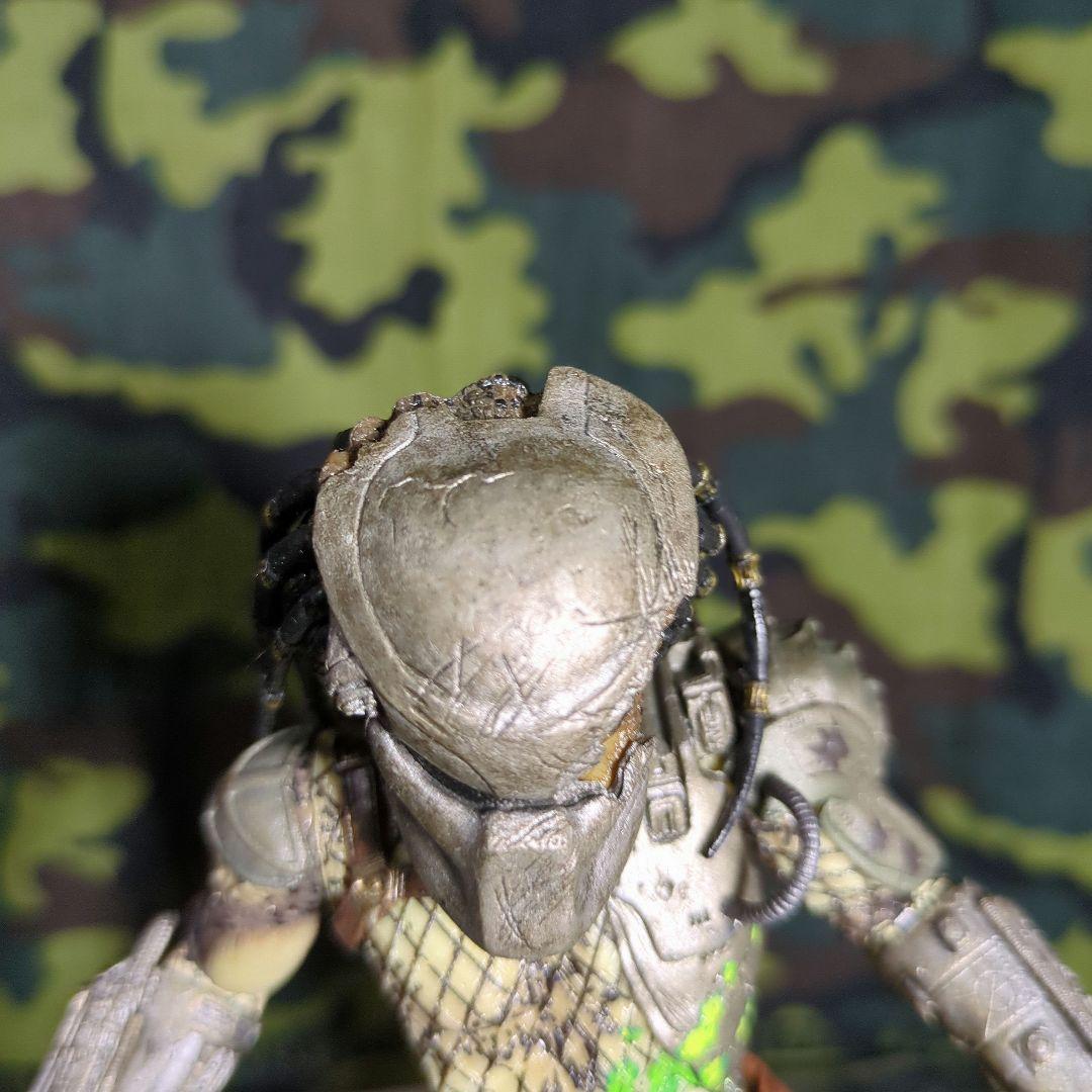 NECA／クラシックプレデター・ダメージver【中古•パッケージ無し】