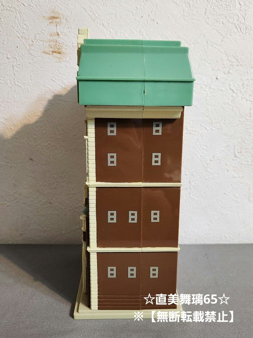 タワーオブテラー貯金箱　※【訳あり】