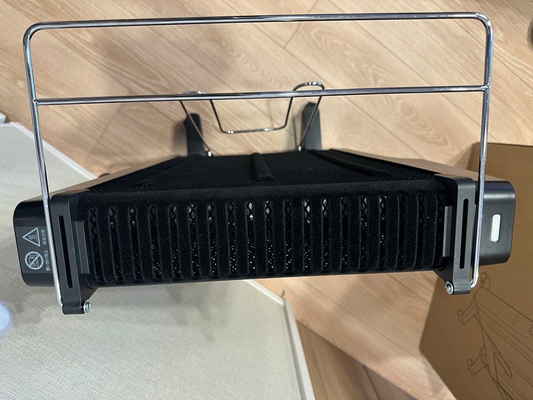 2025年製 シロカ かるポカ 新品同様 SN-M371 遠赤軽量ヒーター