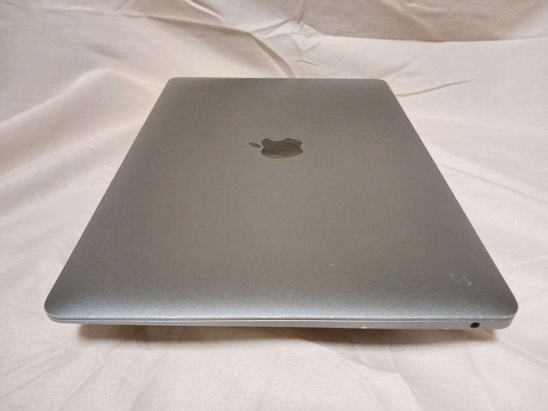 i5/16/256 バッテリー換済　MacBook Air 13　A1932
