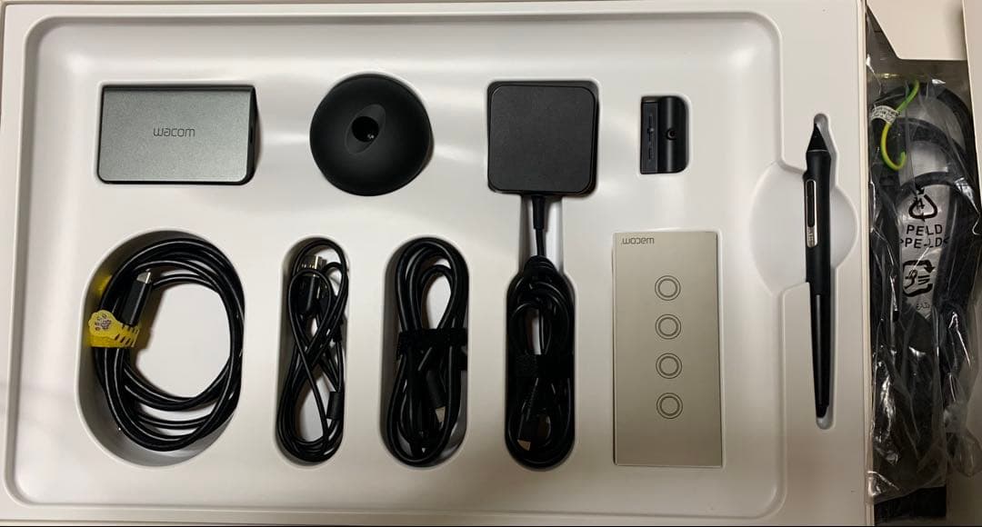 15.6型液晶ペンタブレット 「Wacom Cintiq Pro 16」