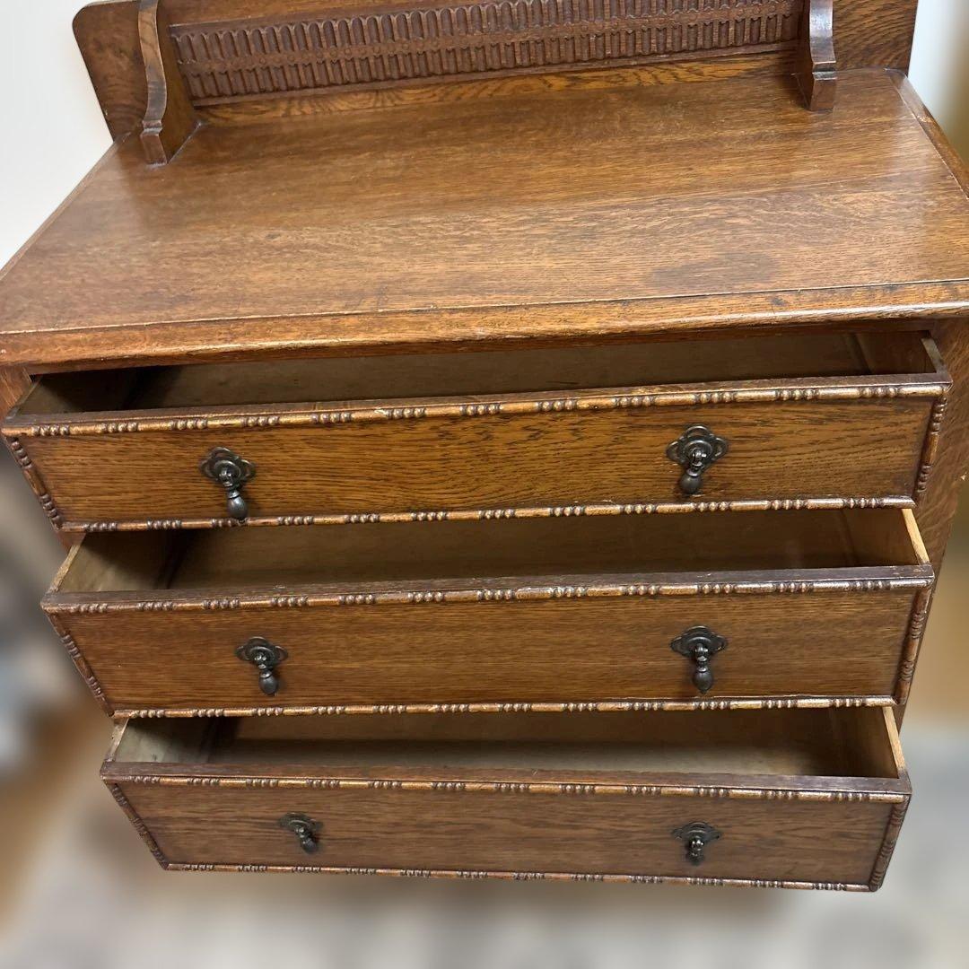 イギリス　ヴィンテージ　オーク材 3段チェスト