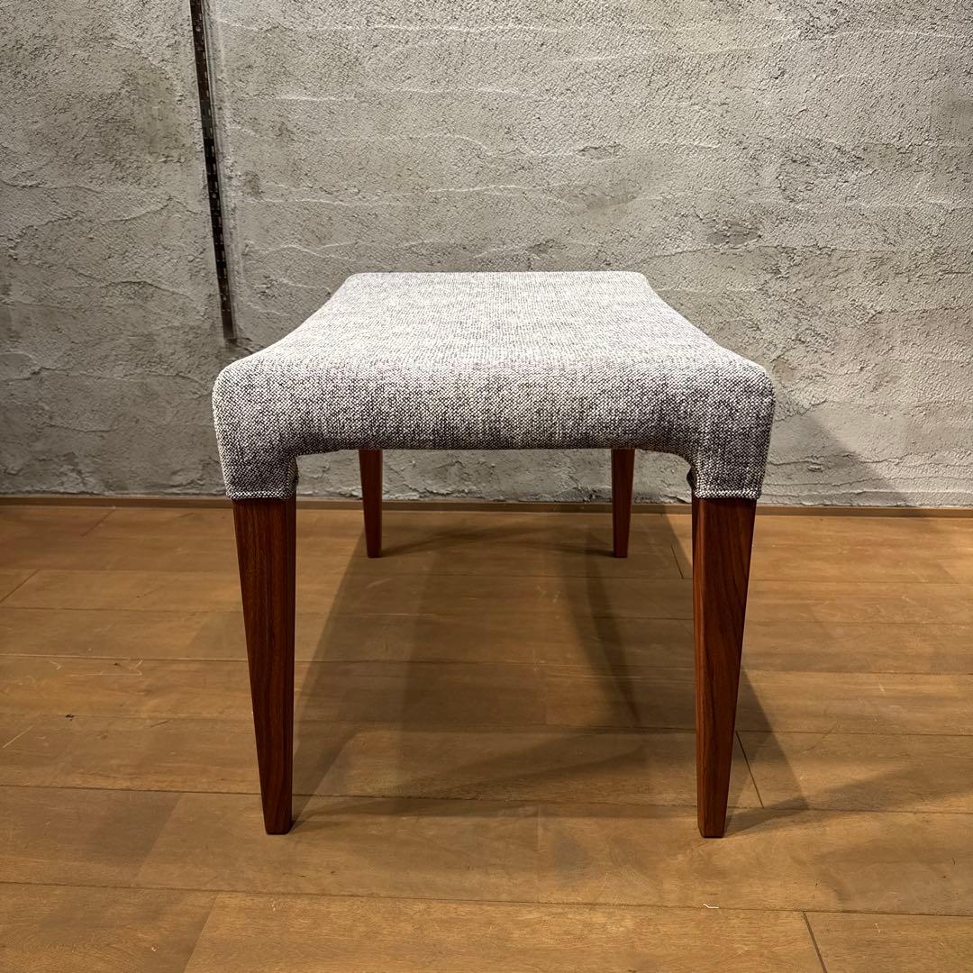 【シュナ】Ritzwell C-LINE スツール ウォルナット