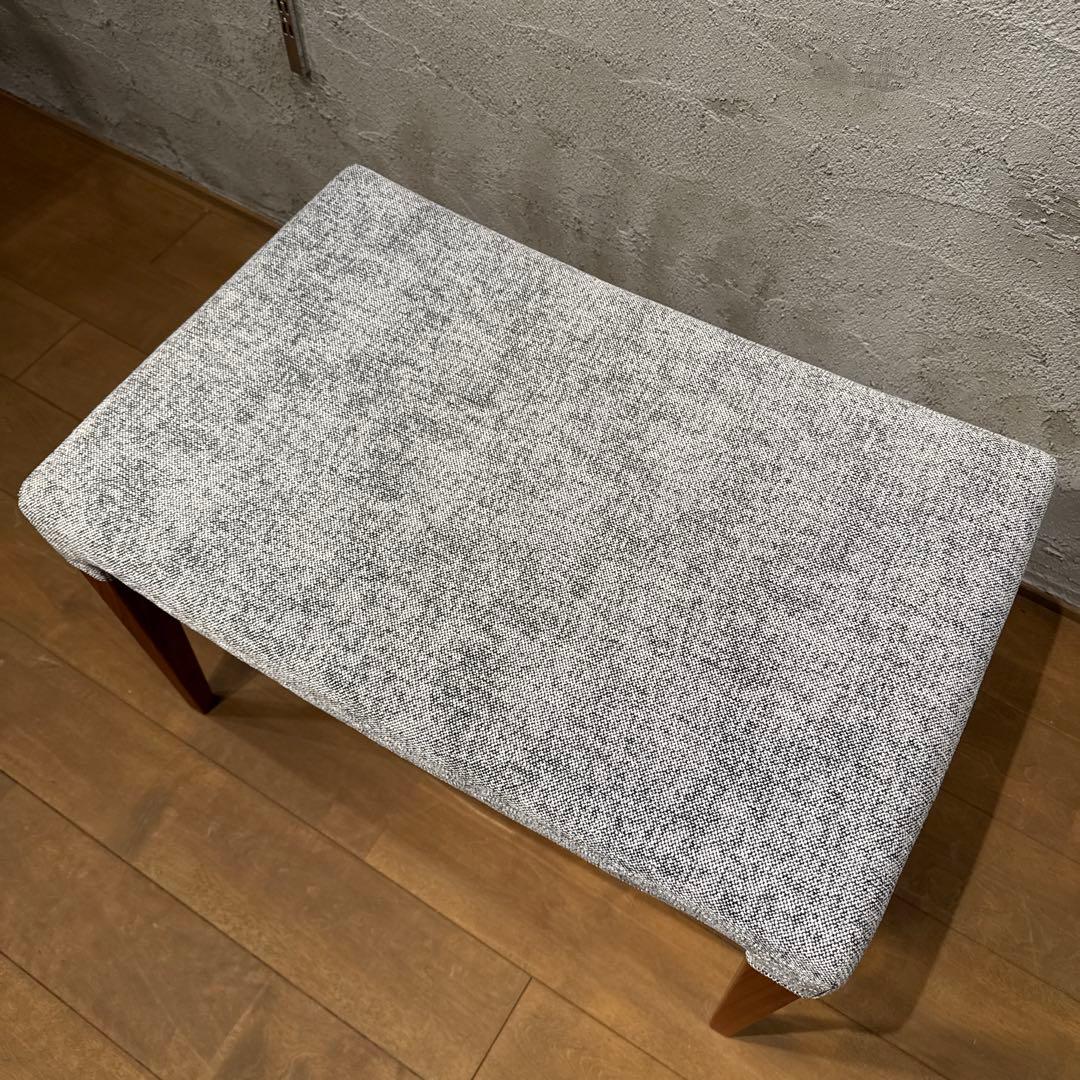 【シュナ】Ritzwell C-LINE スツール ウォルナット