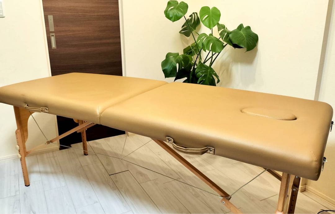 折りたたみ マッサージベッド 茶 ベージュ