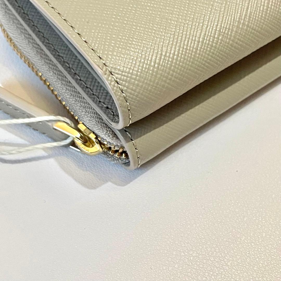新品未使用✨agnes b. 折り財布 三つ折り ロゴ金具 レザー ベージュ