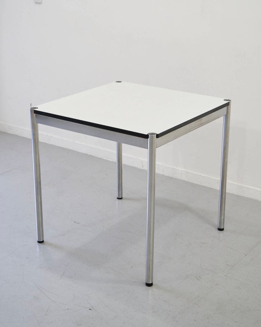 USM Haller テーブル　正方形