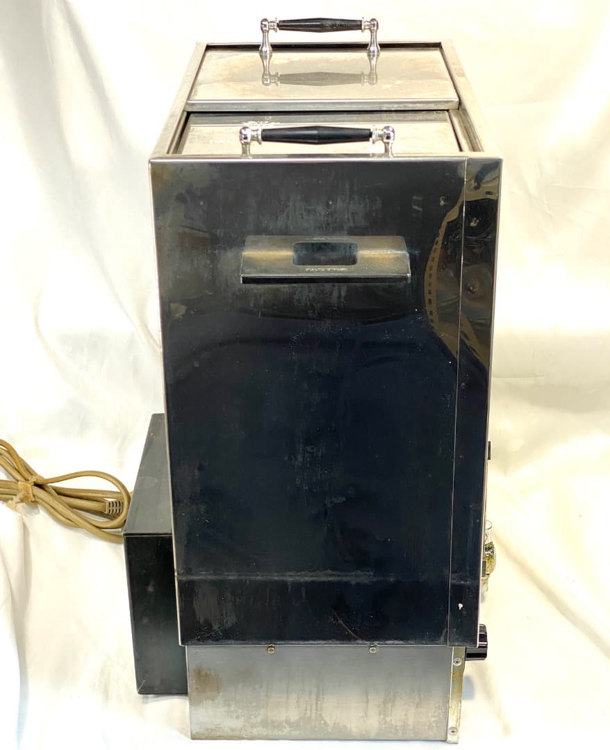 神*威様 【注意】外装、内部、汚れあり ヤスター製 タオルスチーマー 早沸式