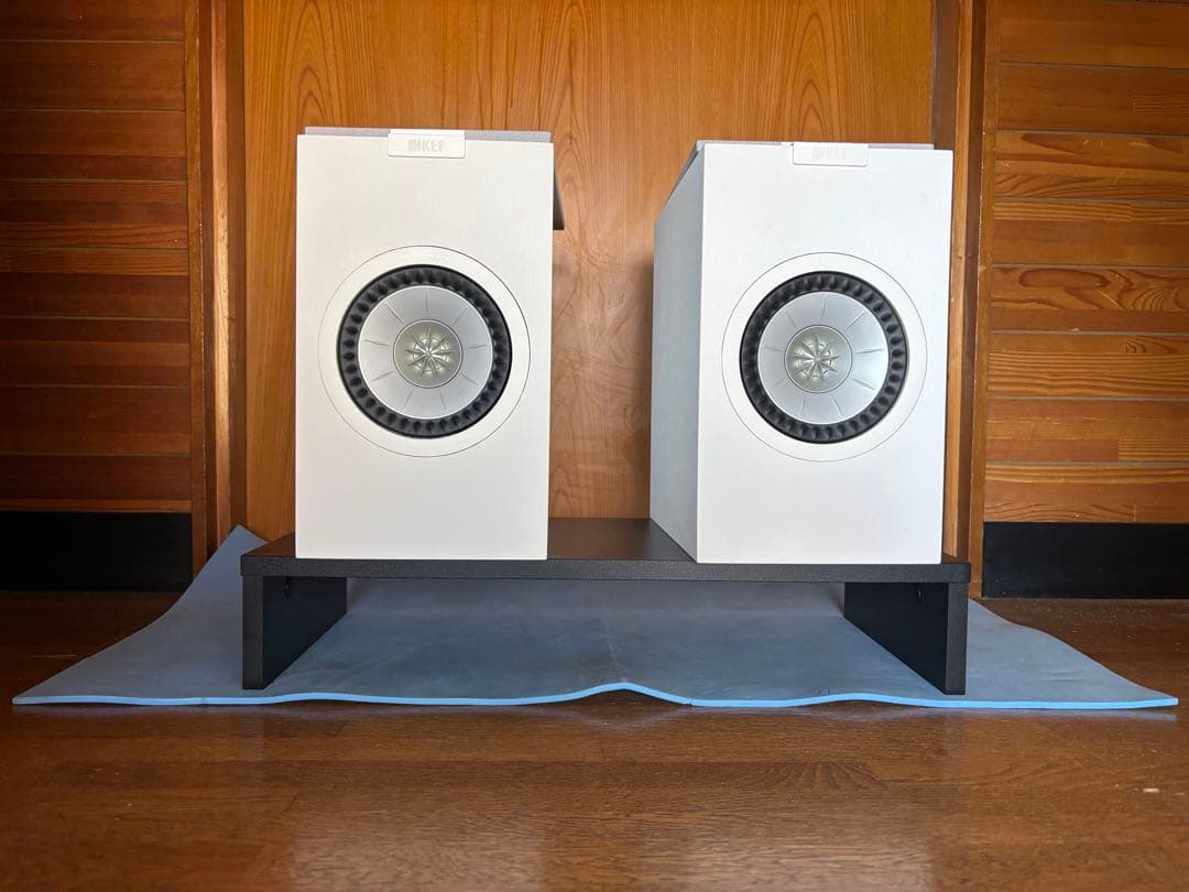 KEF Q1 （サテンホワイト）