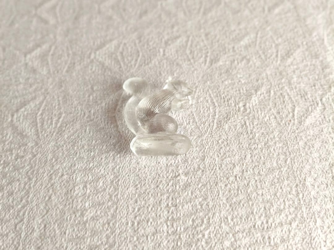 * vintage glass figure ୨୧ * ガラスの リスさん