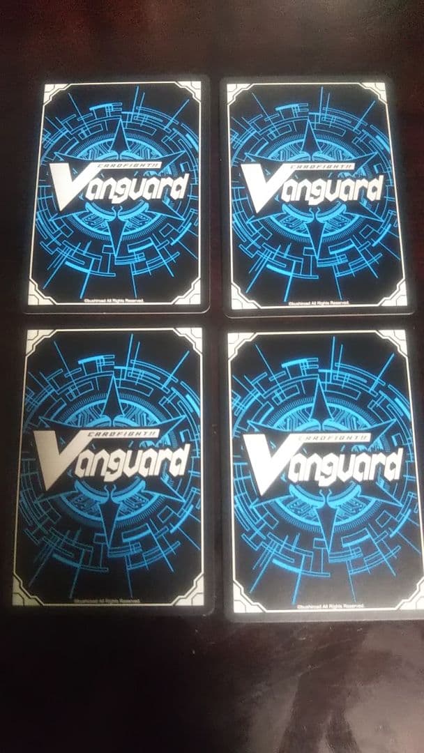 ヴァンガード 銀の茨の竜使いルキエ sp ４枚 +オマケ