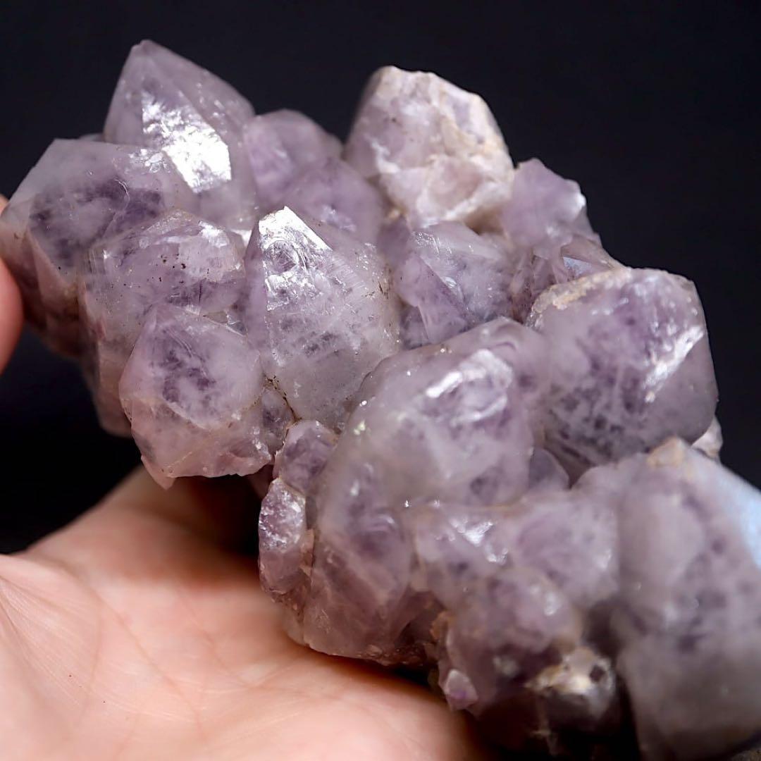 大きい！ユニーク！アメジスト 紫水晶 701.4g AMT291 鉱物原石天然石