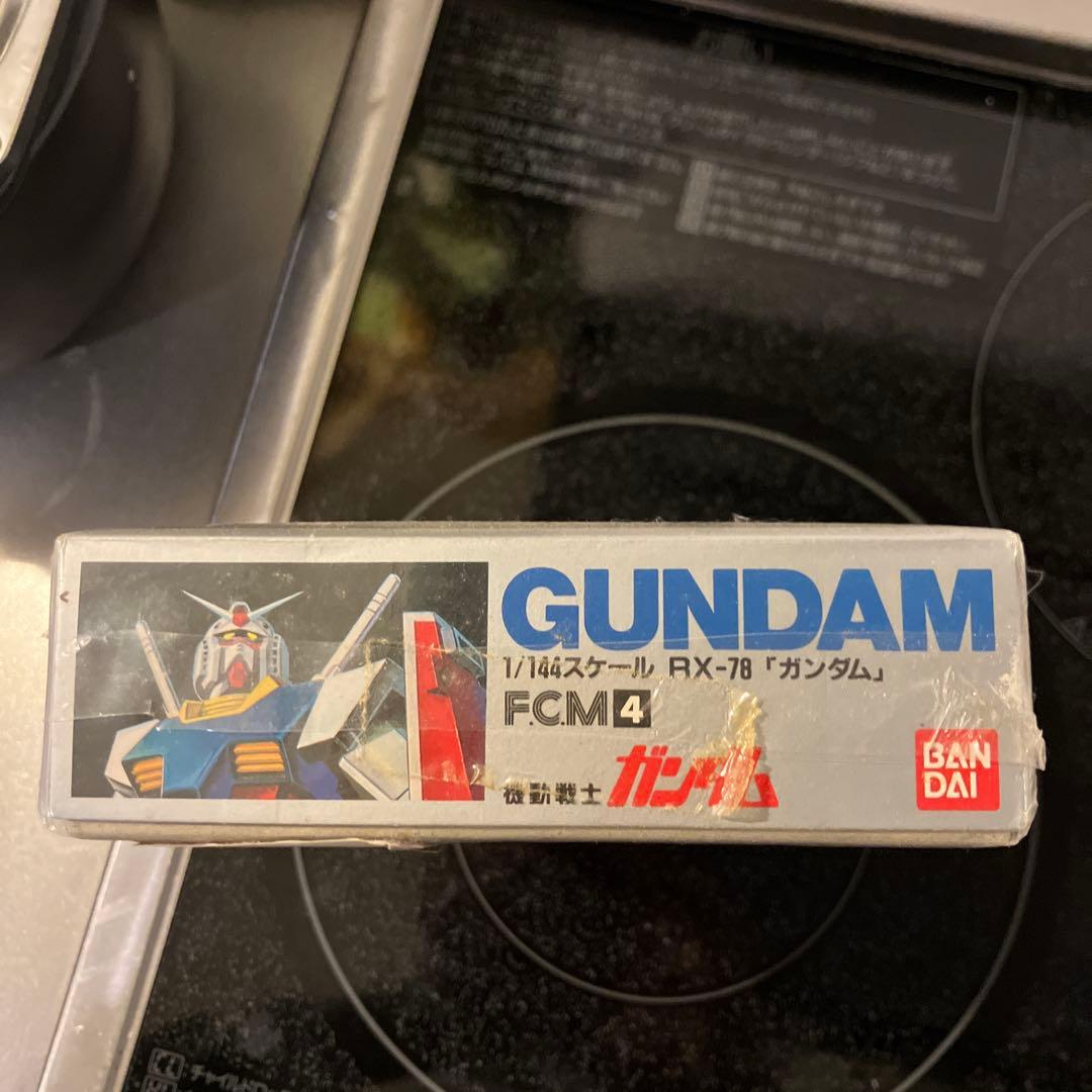 異*人様 RX-78 GUNDAM プラスチックモデル 1/144