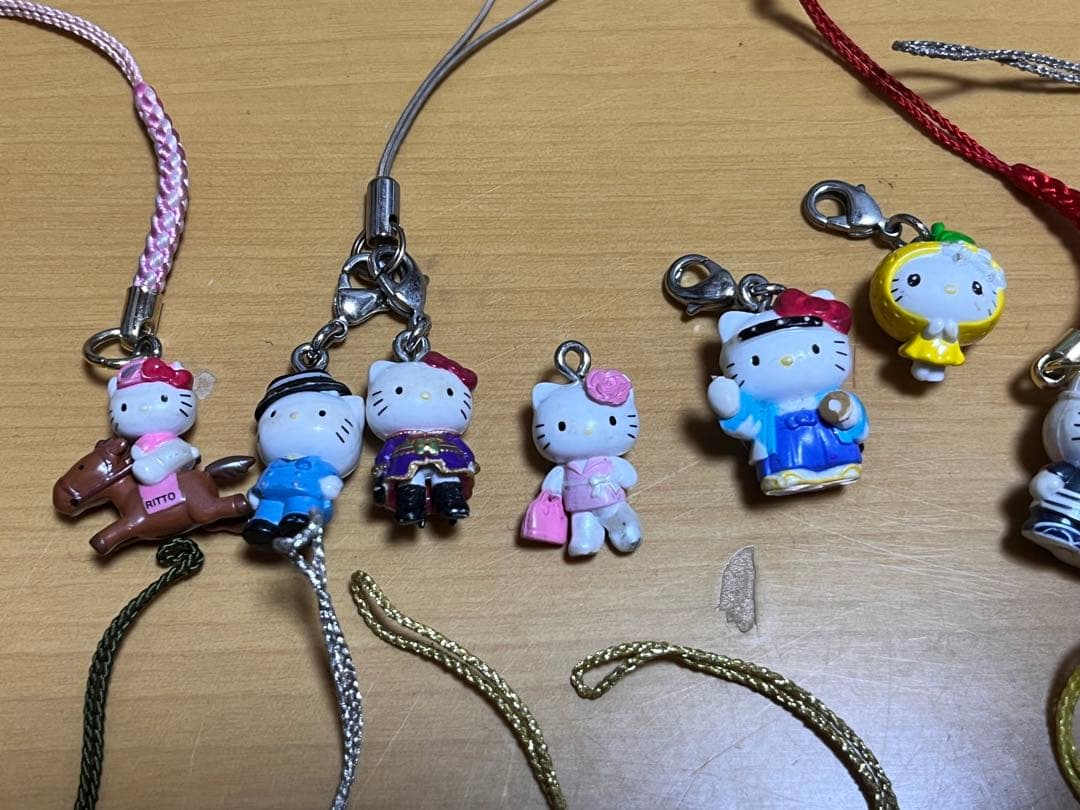 used★サンリオ　ハローキティ　ご当地　根付け　ストラップ　まとめ
