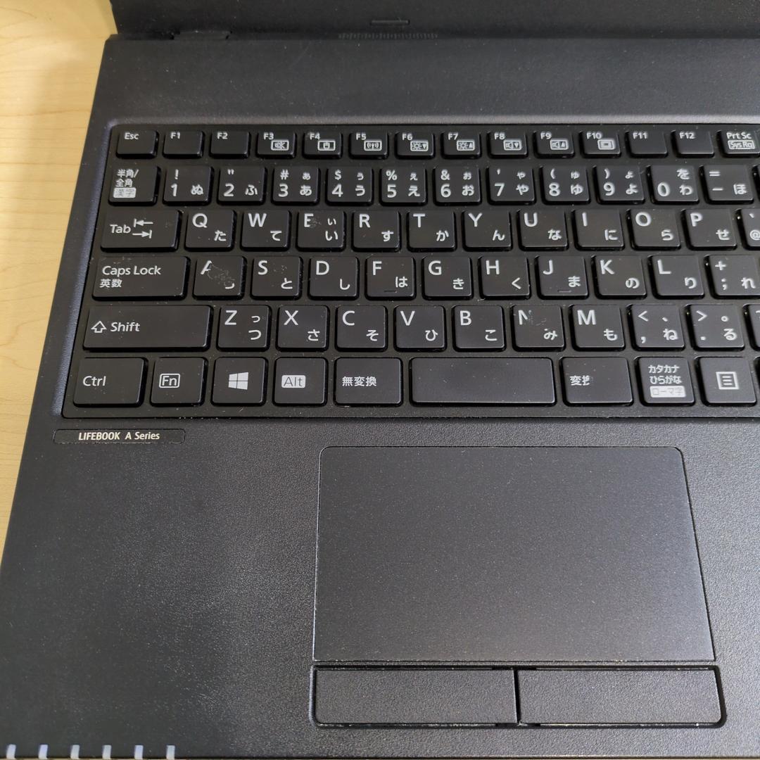 富士通【SSD256GB】【Core i3】【メモリ16GB】M625