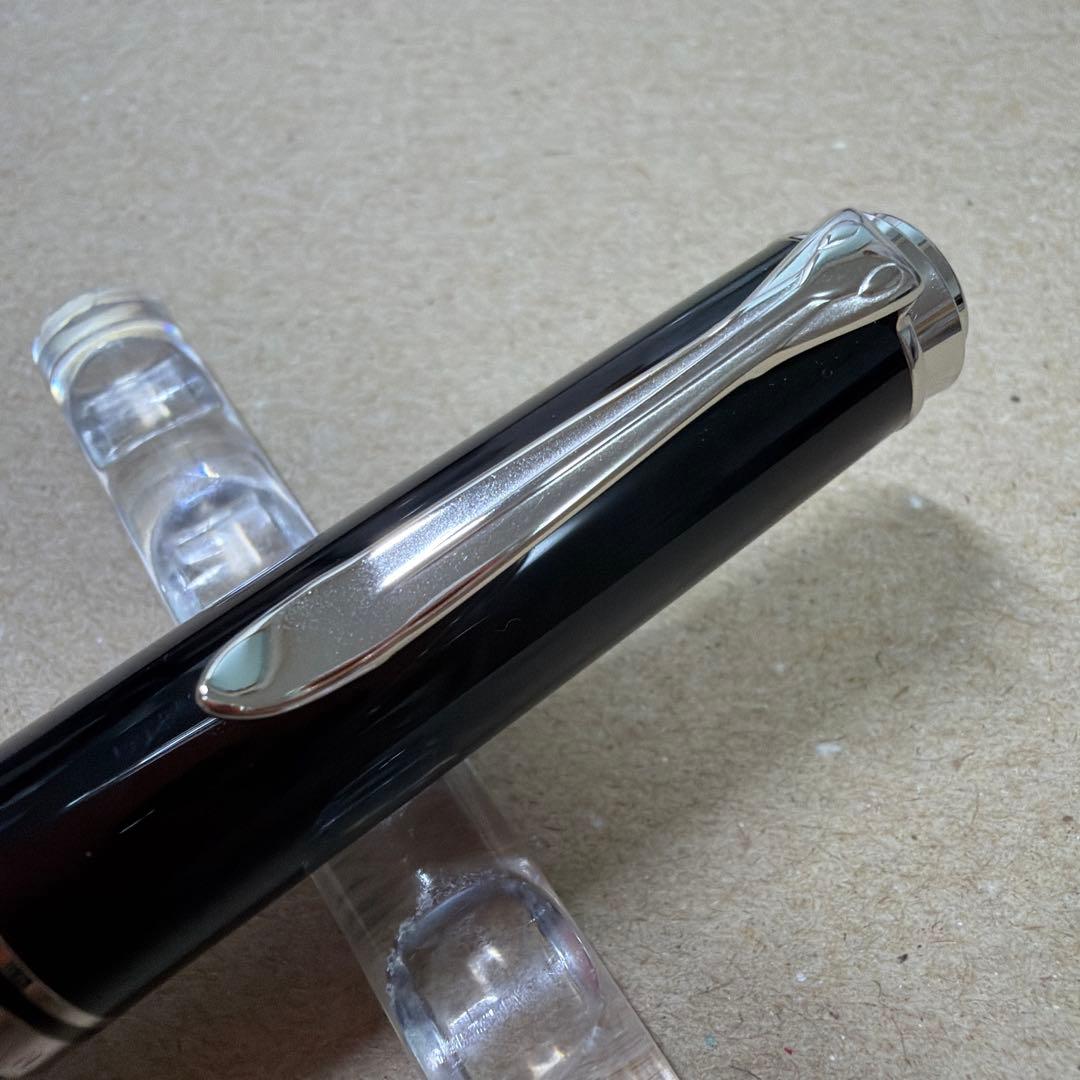 新品 Pelikan ペリカン 万年筆 スーベレーン M405 黒縞 F