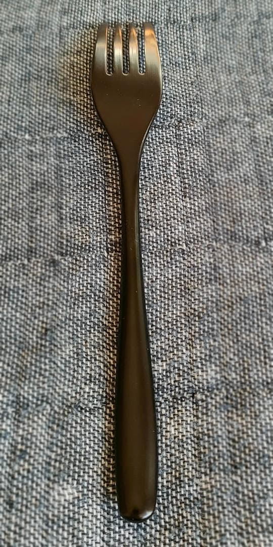 伏見眞樹さん作 漆のディナーフォーク