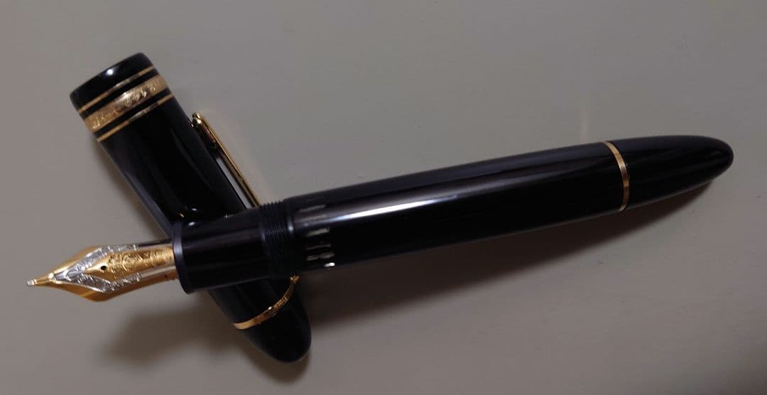 モンブランの万年筆 18K