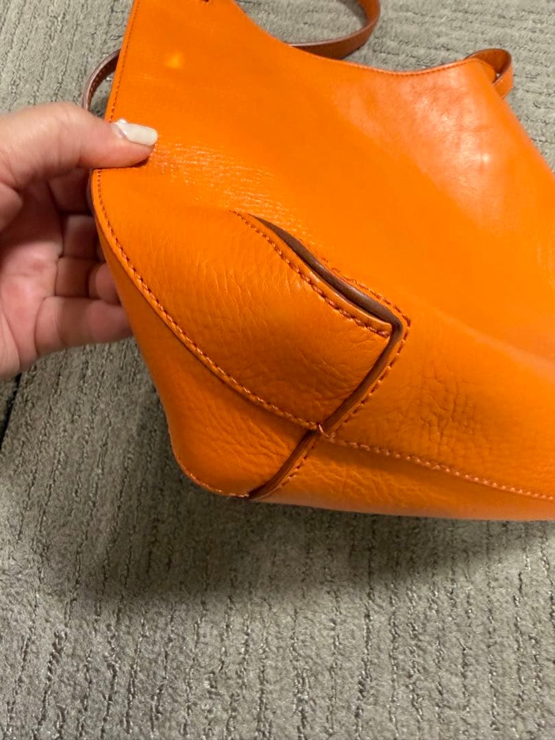HIROFU オレンジ　レザーショルダーバッグ