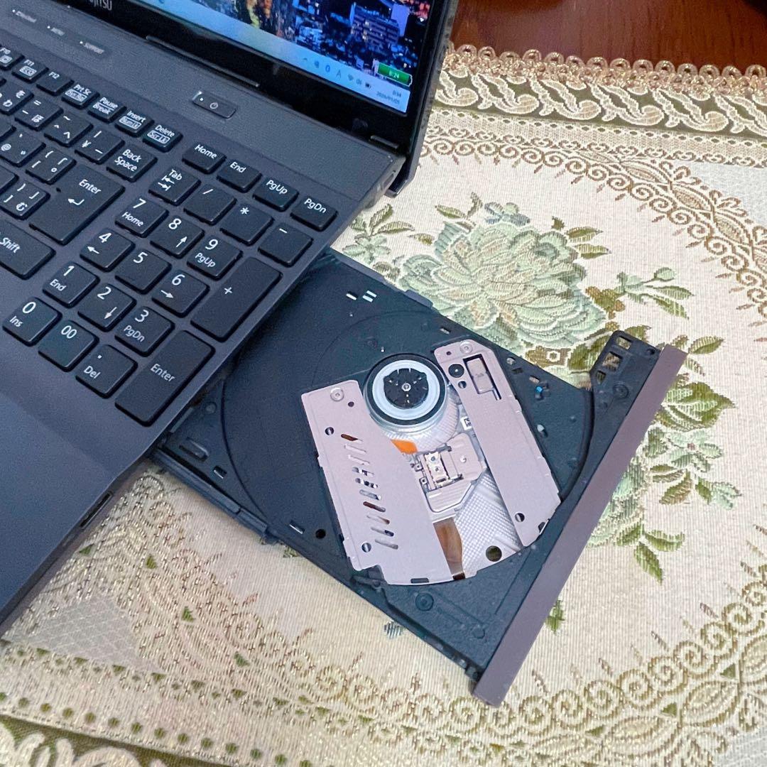 フルHD⭐︎Corehi7⭐︎SSD⭐︎ブルーレイ⭐︎ノートパソコン オフィス付き