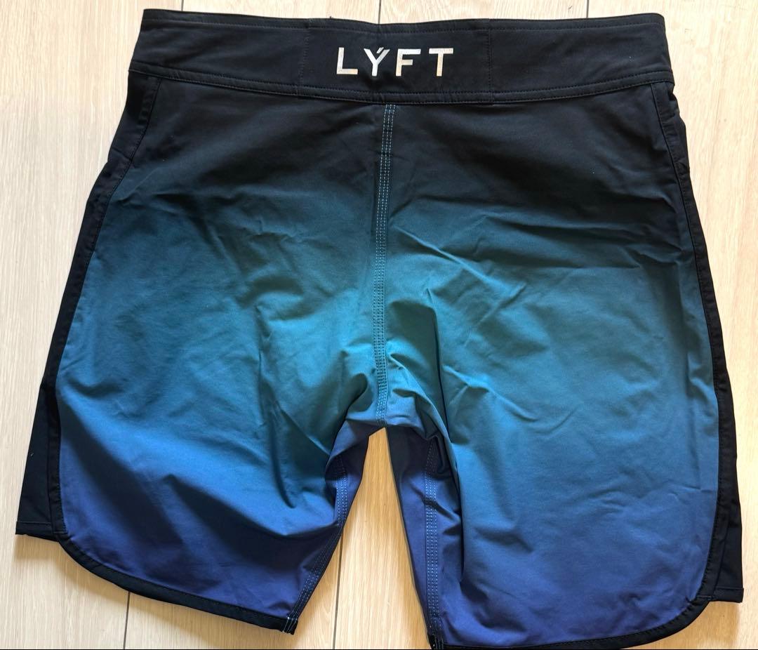 【公式完売品・試着のみ美品】 LYFT サーフパンツ ステージショーツ