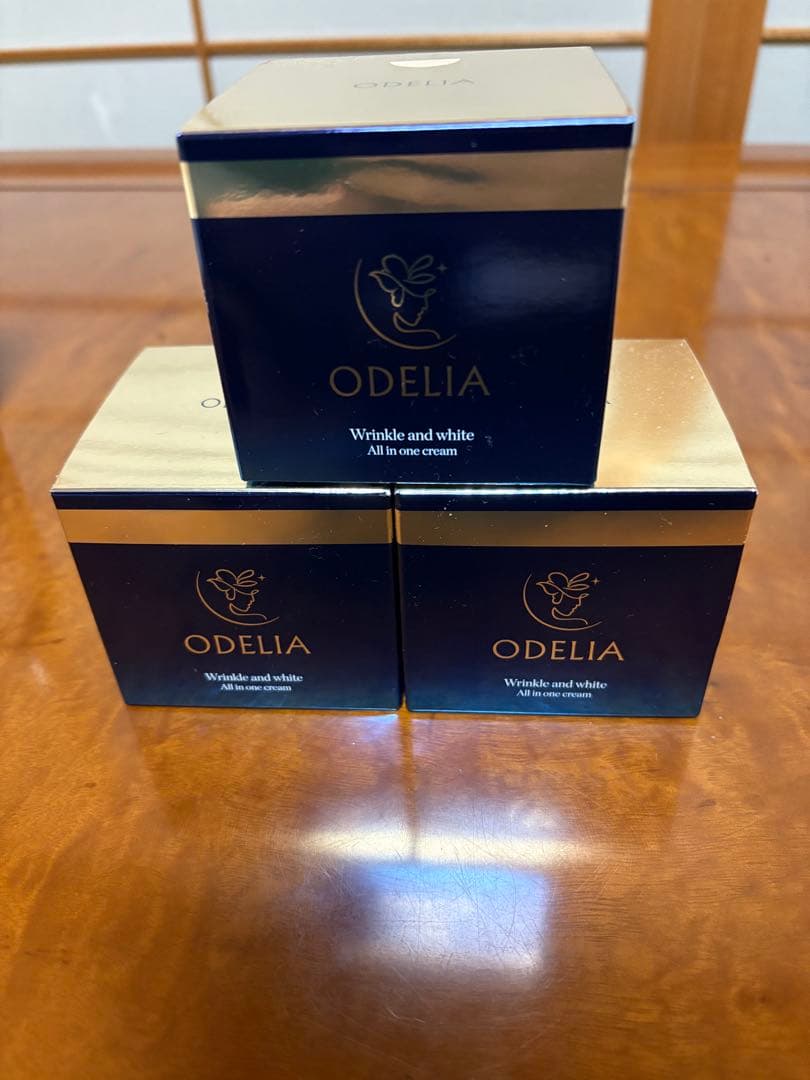 ODELIA Wrinkle and white AIOクリーム 3個