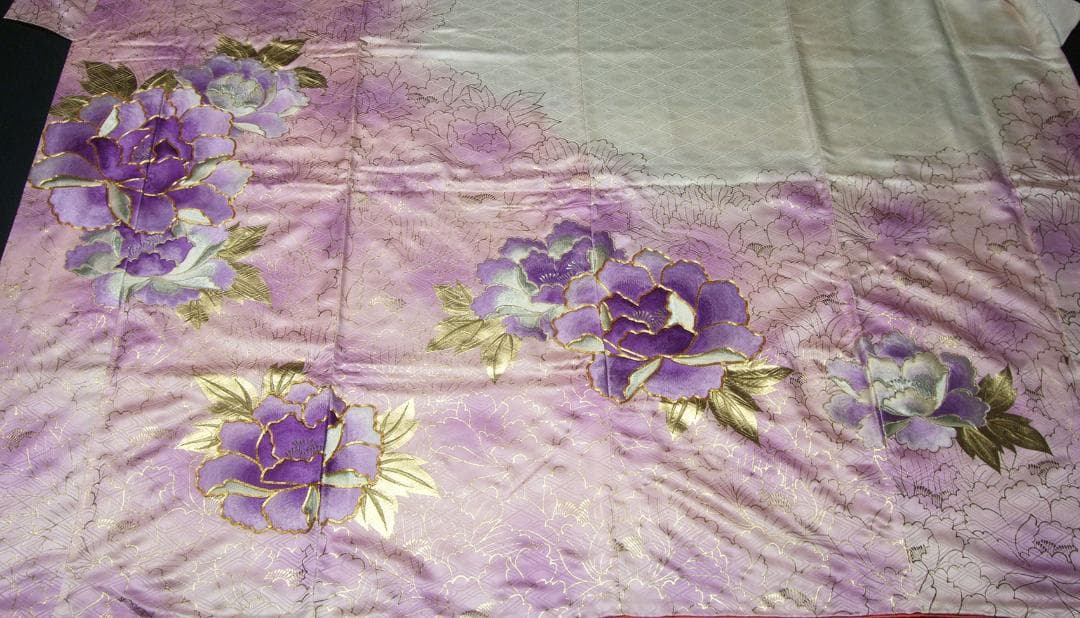 ぷっくり手刺繍の大輪牡丹　振袖フルセット　ｍ43　成人式