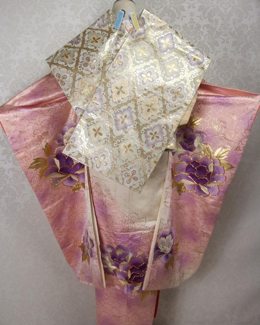 ぷっくり手刺繍の大輪牡丹　振袖フルセット　ｍ43　成人式