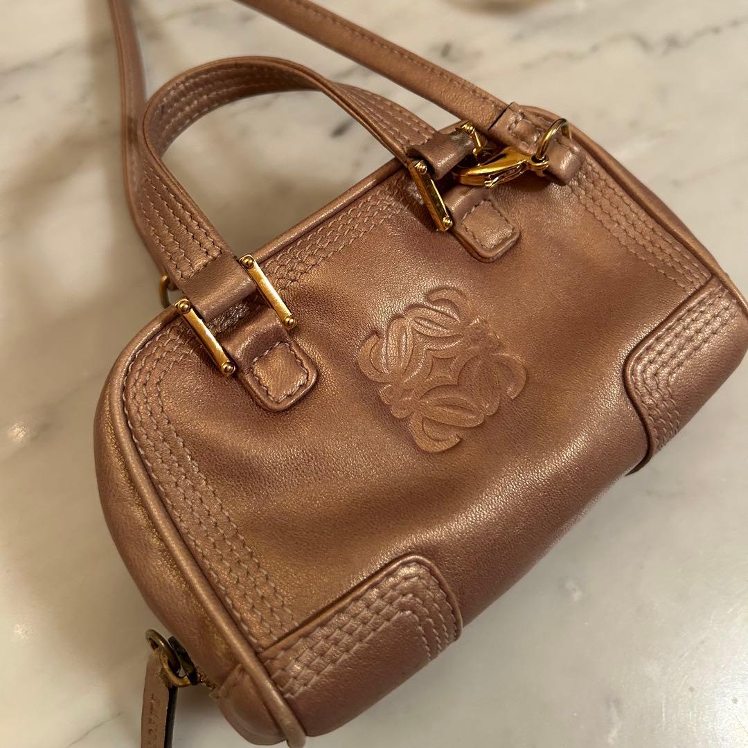 ロエベ　LOEWE 国内正規品　ミニポシェット　ゴールド　used