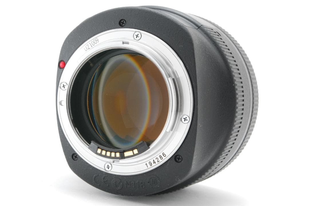 マシュマロCanon EF 85mm f/1.2 L II USM