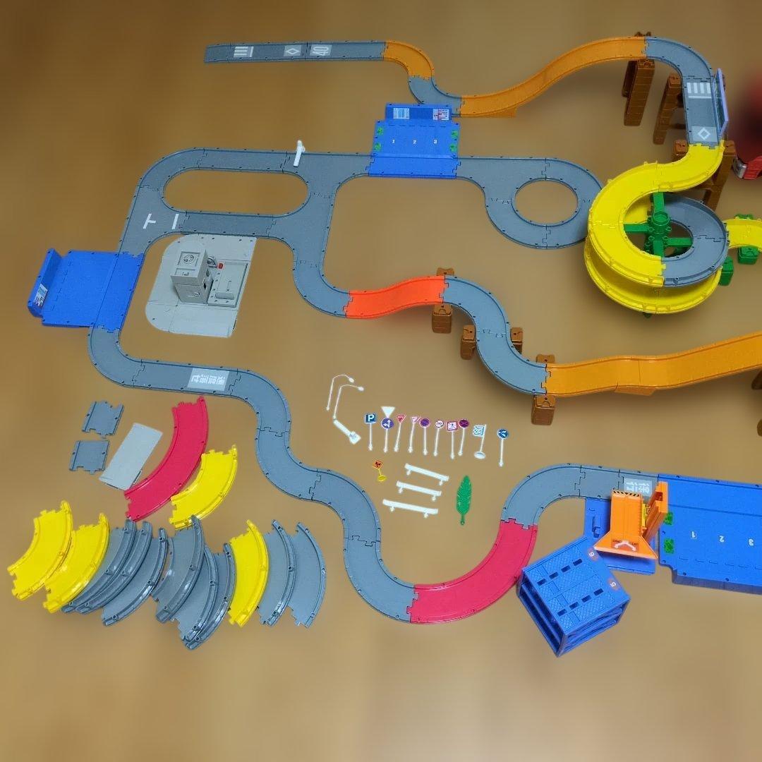 トミカ 道路コース やまみちドライブ　トミカビルディング