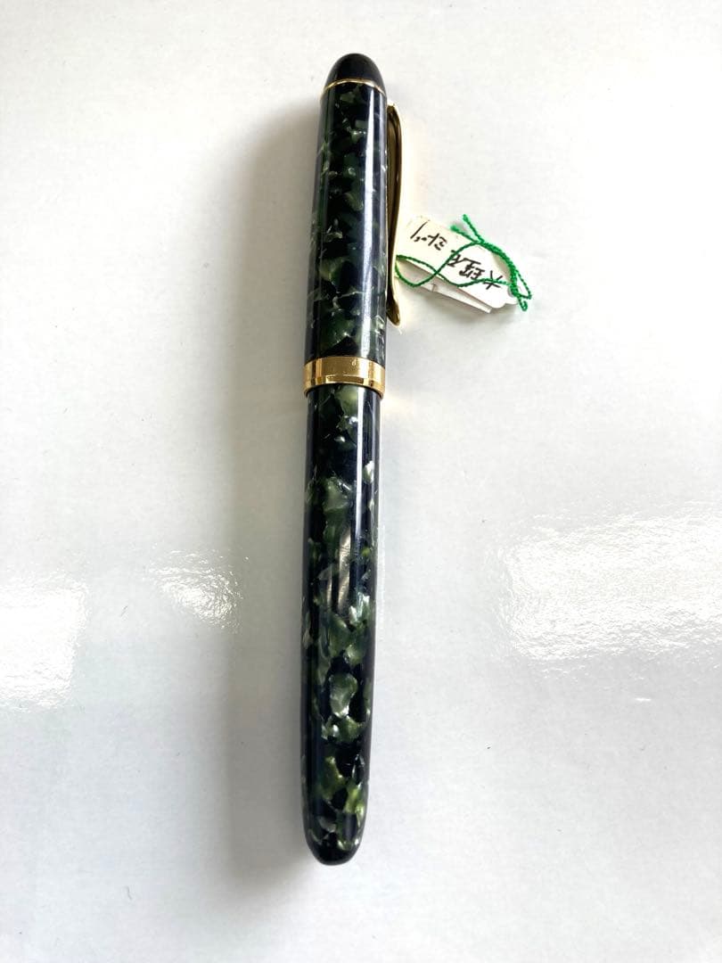 カトウセイサクショカンパニー(加藤製作所)万年筆 大理石　ミドリ　貴重