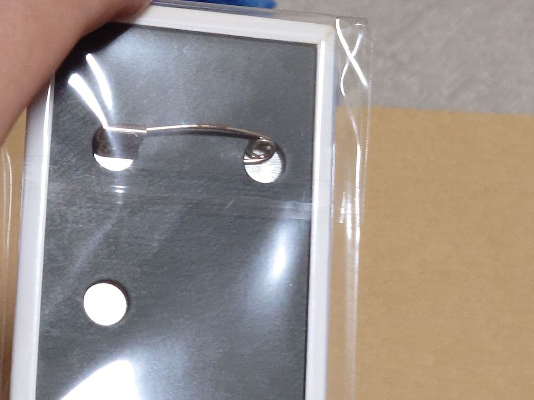 希少品 名探偵コナン 雑誌風 缶バッジ 怪盗キッド