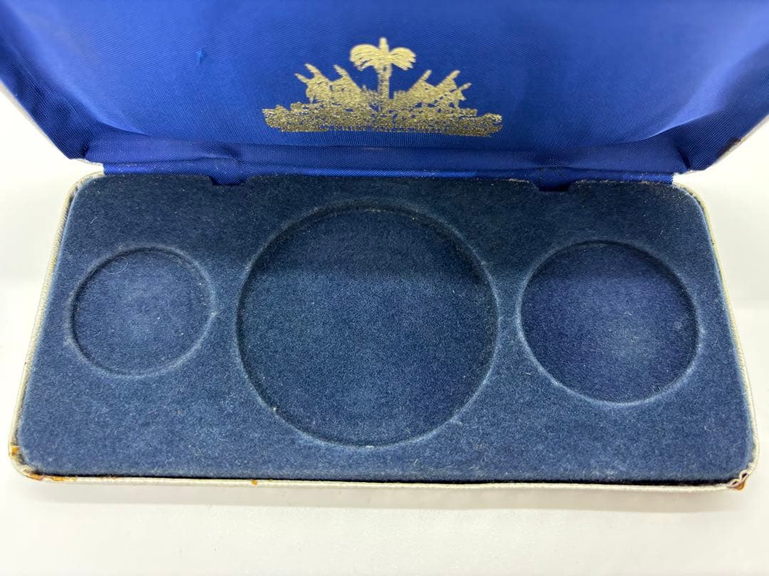 #ハイチ共和国　25.10.5グルード銀貨セット　専用ケース付き