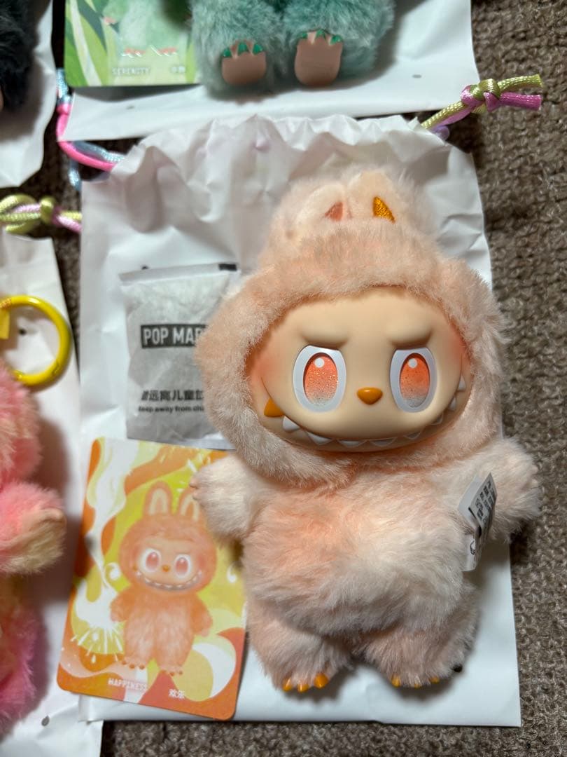 t*読様 正規品！　ラブブ　エナジー　6体　セット　シークレット入り　POP N