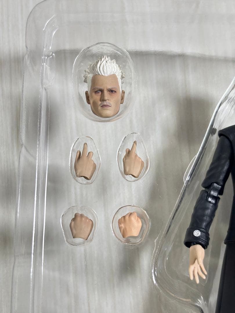 mafex グリンデルバルド ファンタスティックビーストフィギュア figure