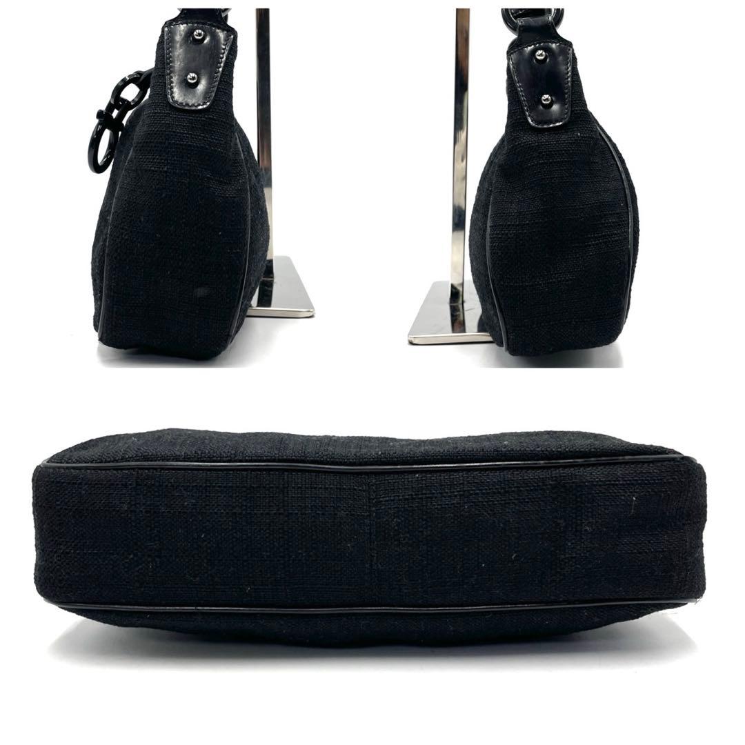 極美品● フェラガモ ショルダーバッグ ワンショルダー ガンチーニ キャンバス