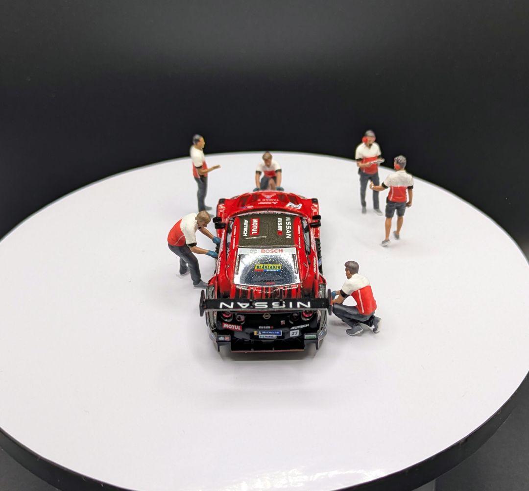 1/64 MINI GT NISSAN GT-R Nismo＆ フィギュア