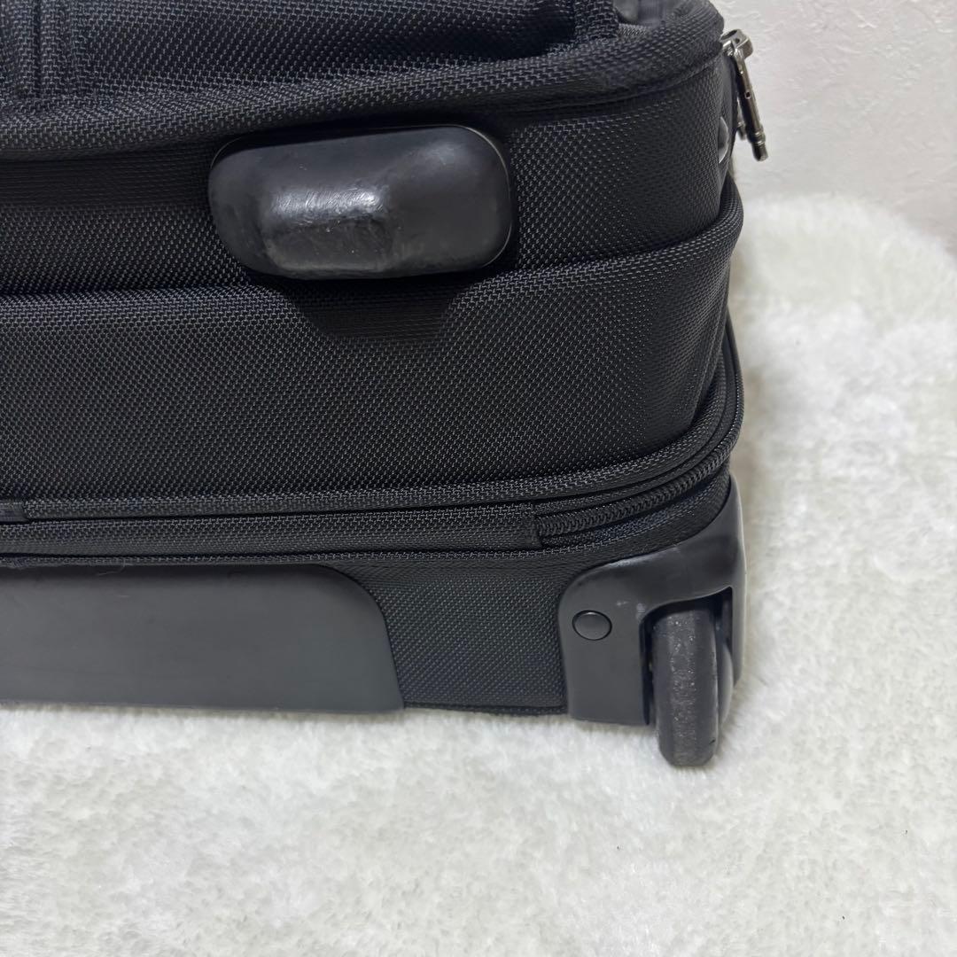 【廃盤】TUMI　トゥミ　キャリー　3層　26104D4　機内持込　鍵付き