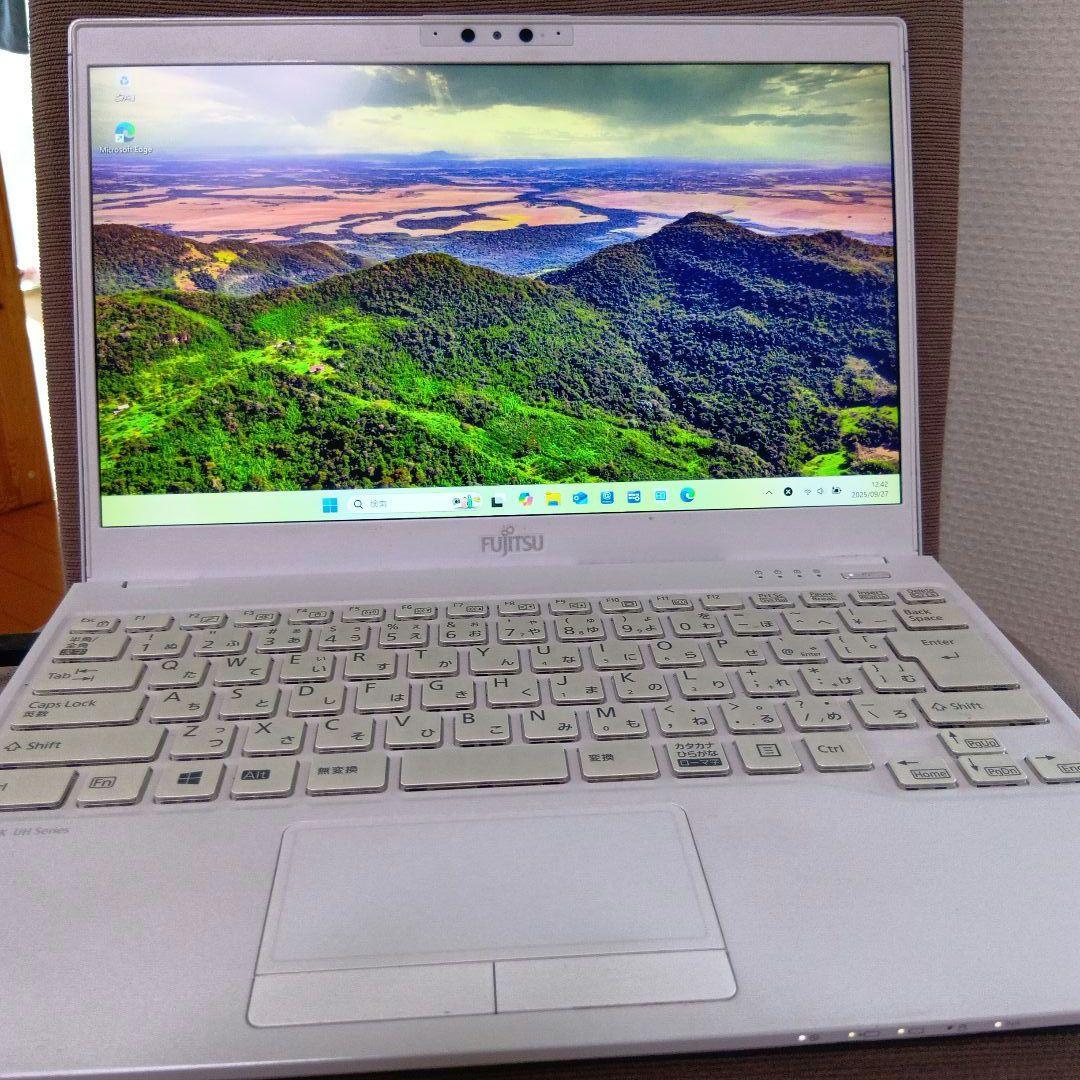 H①富士通　ＦＭＶＵ8D3WD1　UH90/D3