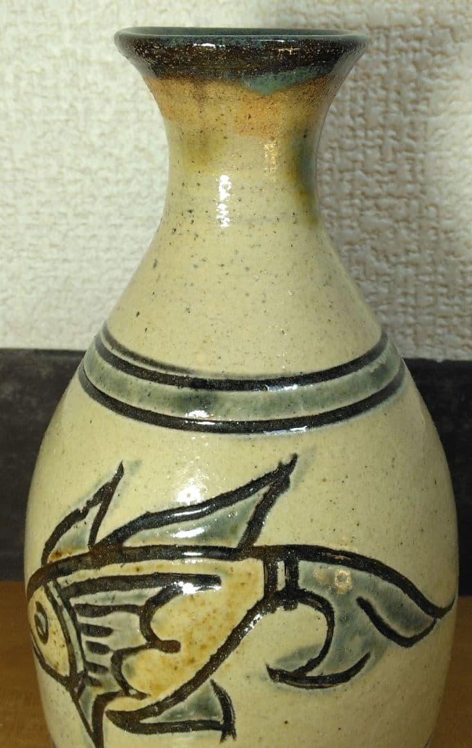 人間国宝 金城次郎 壷屋焼徳利 栞 共箱 美品 手づくり壺屋焼シール 魚紋徳利