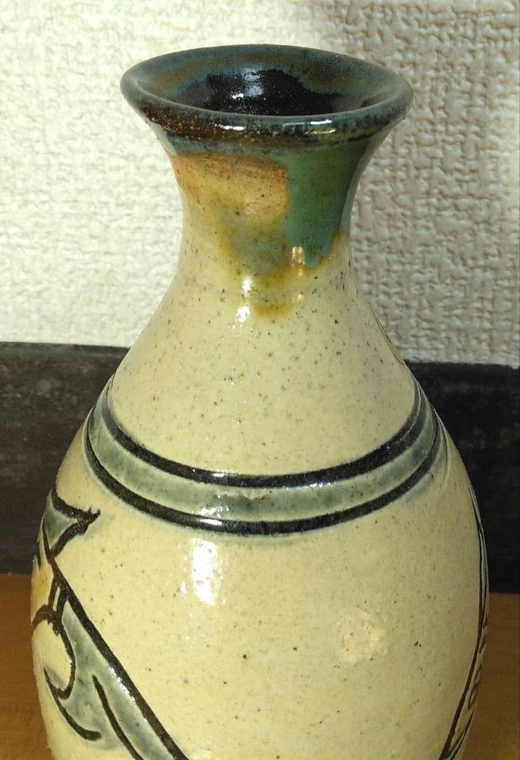 人間国宝 金城次郎 壷屋焼徳利 栞 共箱 美品 手づくり壺屋焼シール 魚紋徳利