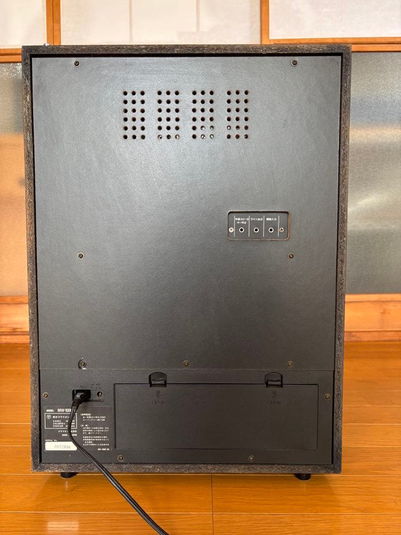 8トラックカセットモノラルテープレコーダー