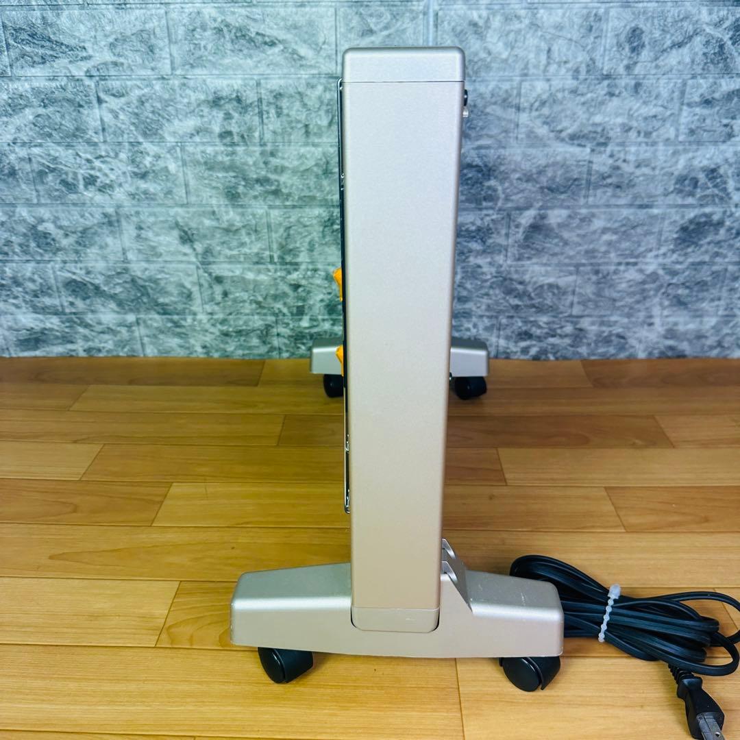 サンルミエ　遠赤外線暖房機　E800LS