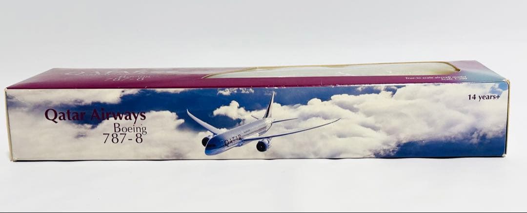 SOCATEC 1/200 B787-8 カタール航空