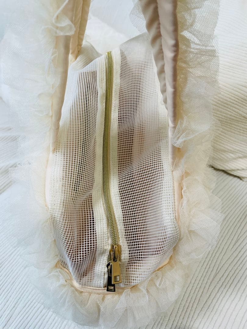 Wooflink ウーフリンク フリル付きキャリーバッグ