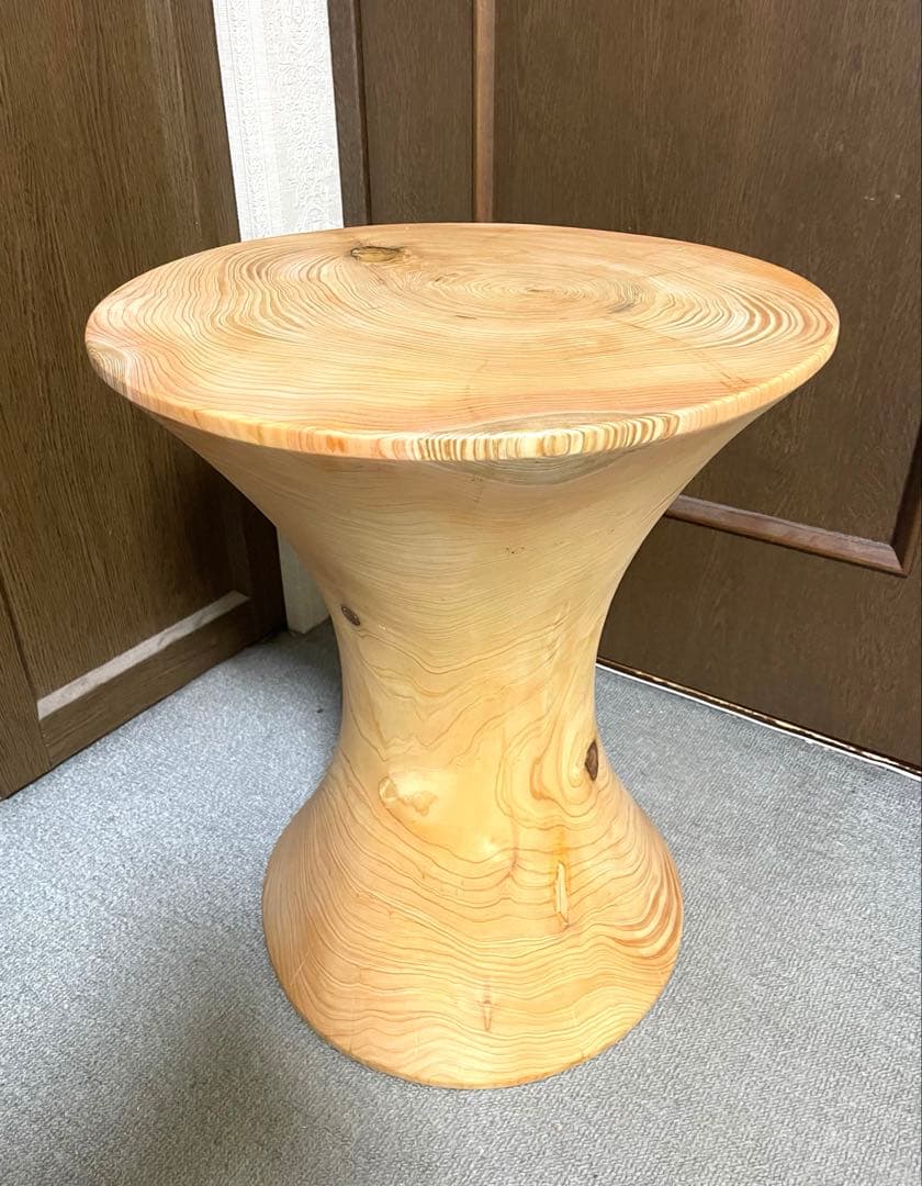 丸太　木製フレア型サイドテーブル
