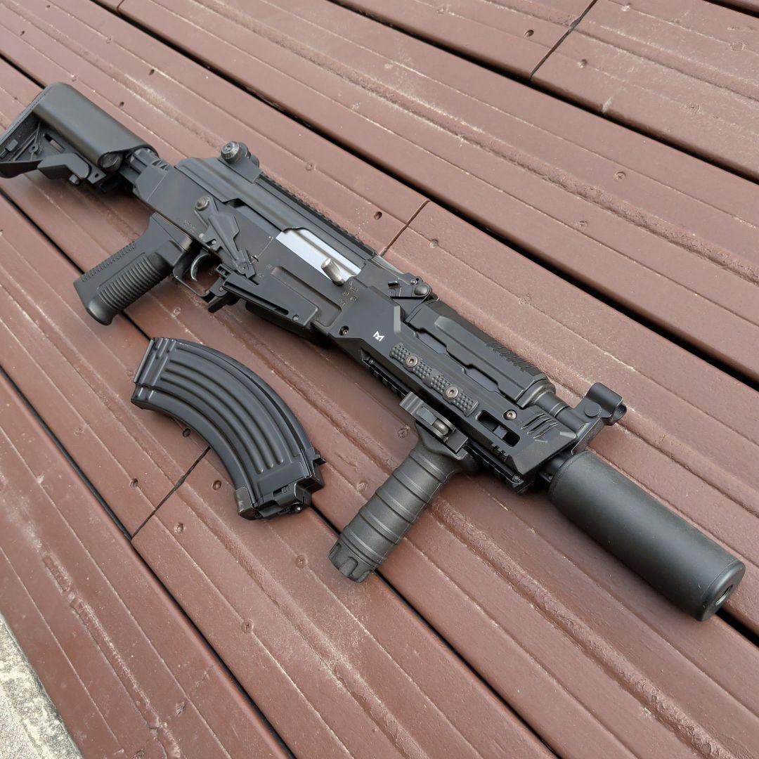 東京マルイ　次世代電動ガン　AKストーム　外装カスタム